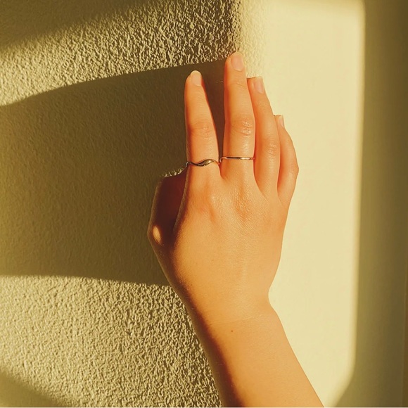 Wavy Ring Set - Picture 3 of 5